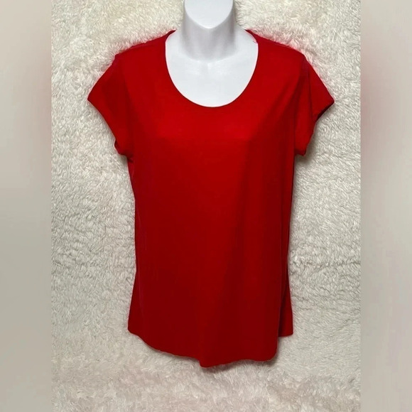 Women’s Red No Boundaries Tee - Picture 2 of 6